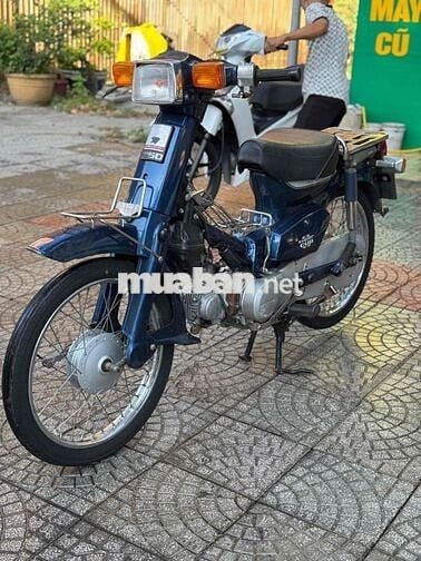 Honda Cub 50 nhật biển đẹp
