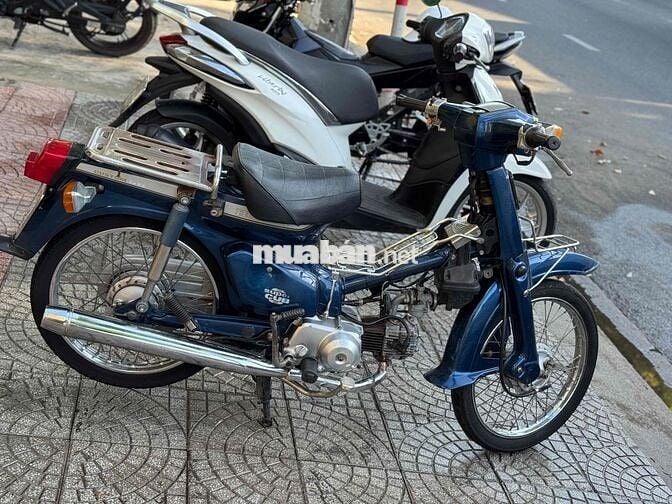 Honda Cub 50 nhật biển đẹp
