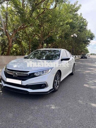 Honda Civic 2019 E màu Trắng