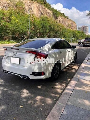 Honda Civic 2019 E màu Trắng