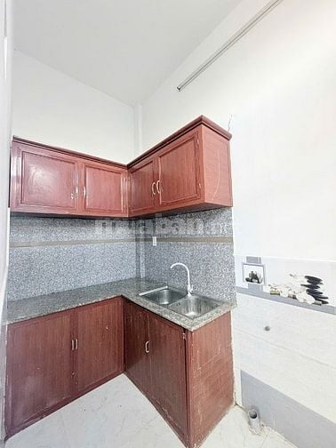 BÁN NHÀ GẦN HÓC MÔN Ô TÔ TỚI TẬN HẺM - GIÁ CHỐT 420 TRIỆU