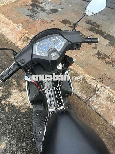 Honda Air Blade Trắng đen