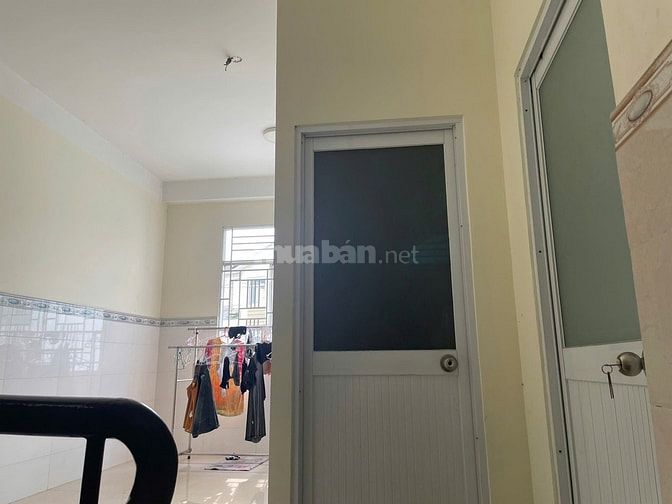 NHÀ GẦN SÂN BAY GA T3-CHỢ PHẠM VĂN BẠCH 