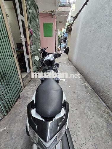 Honda Air Blade FI2014 Trắng đen