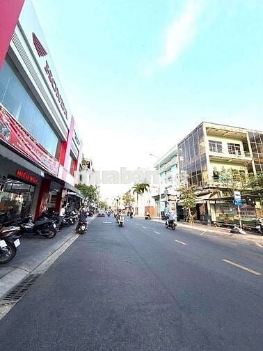 🇻🇳 CHO THUÊ TÒA NHÀ 6 TẦNG: HÙNG VƯƠNG - 10 PHÒNG - 20WC - DTSD 1050m2 