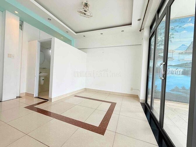 Chính chủ cho thuê phòng bancol 25m2 Nguyễn Văn Quá