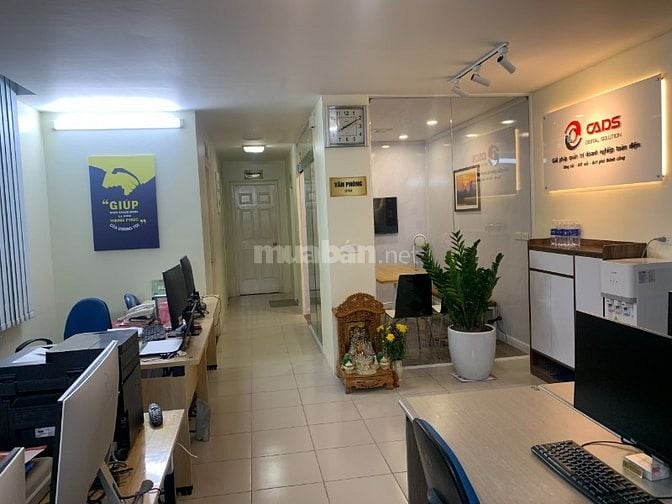 Chính chủ cần tiền bán nhanh căn góc chung cư Giải Phóng 90m2 3 ngủ