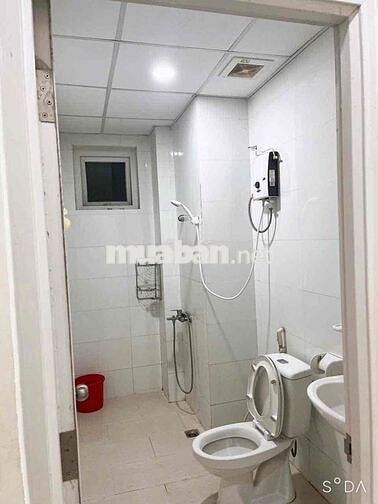 Căn góc 3PN rộng 92m2, Có máy lạnh, máy nước nóng,...., CC Topaz Elite