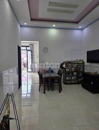 Bán nhà hẻm gần chợ Phú Lạc,Phong Phú,Bình Chánh-Giá 1tỷ340tr. 