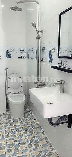 🔥🏡 NHÀ MỚI 3 TẦNG – Ô TÔ NGỦ TRONG NHÀ – LIÊN KHU 4-5 – CHỈ 4.95 TỶ 