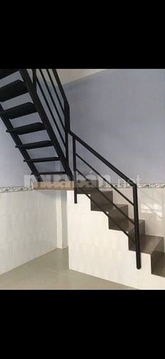 Cho thuê nhà nguyên căn, hẻm yên tĩnh Quận 8 cách cầu Chà Và 500m 