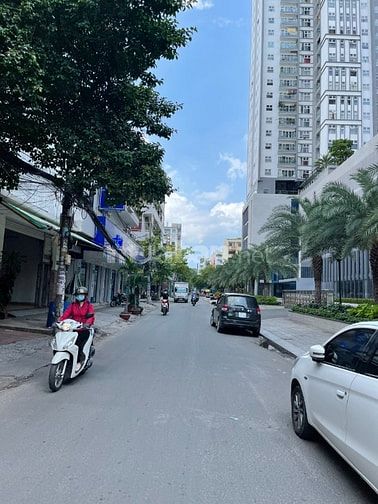 GÓC 2MT HẺM 10M 284 LÝ THƯỜNG KIỆT PHƯỜNG 14 QUẬN 10 
