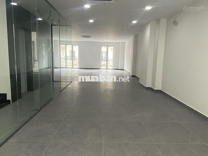 TÒA NHÀ VP ĐƯỜNG LAM SƠN NGAY SÂN BAY. 8X20M. HẦM - 6 TẦNG. SÀN SUỐT.