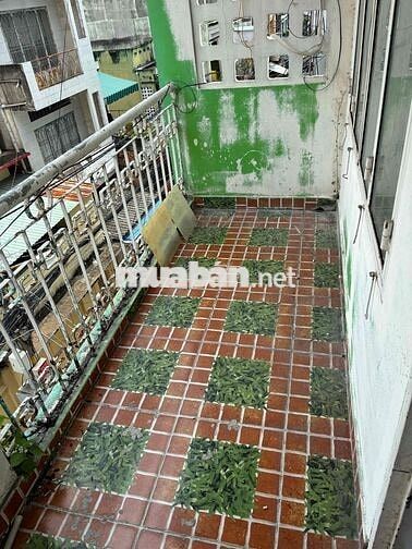 Phòng máy lạnh đối diện chùa VNQT đường 3.2, 28m2,3.8tr
