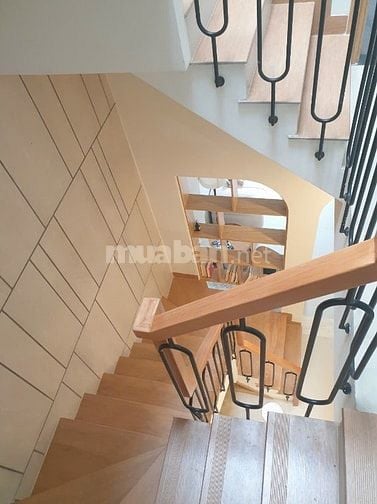Nhà Gò Vấp cần bán hẻm xe hơi đủ tiện nghi