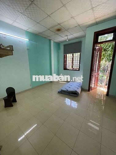 🏡 Cho thuê nhà 2 tầng mặt tiền đường Bùi huy bích - nại hiên đông