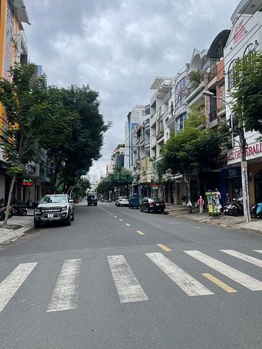 GÓC 2 MẶT TIỀN ĐƯỜNG KHU NGUYỄN HỒNG ĐÀO P14 QUẬN TÂN BÌNH