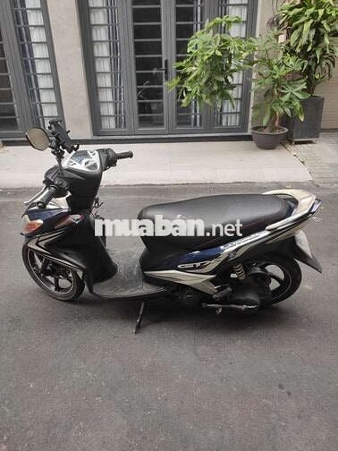 Luvias không 9 chủ