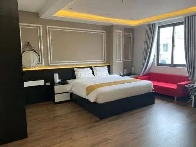 Bán khách sạn 9 tầng Lê Đức Thọ, Mỹ Đình dòng tiền ổn định 3,6 tỷ/năm.