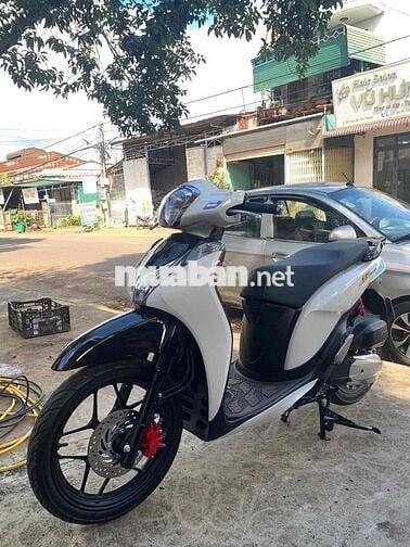 cần bán xe mình mua mới từ đầu nguyên zin