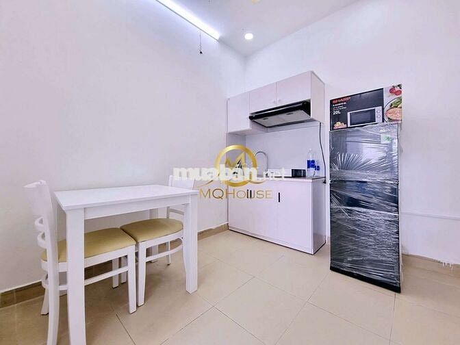 2PN 55m2 sát Q1 - free xe đc nuôi pet - Thang máy - nội thất như hình