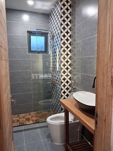 Cần bán nhà hẻm cụt, mới xây
