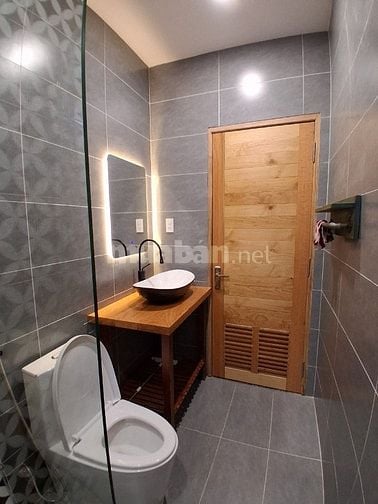 Cần bán nhà hẻm cụt, mới xây