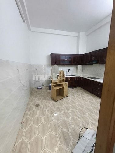 Nhà 4x16 3 tấm khu dân cư Lý Chiêu Hoàng, Bình Tân