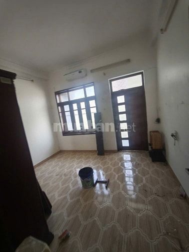 Nhà 4x16 3 tấm khu dân cư Lý Chiêu Hoàng, Bình Tân