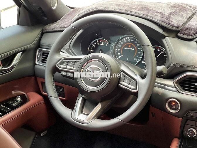 Mazda CX8 2026 2.5 Luxury 5000 km Trắng Như Mới