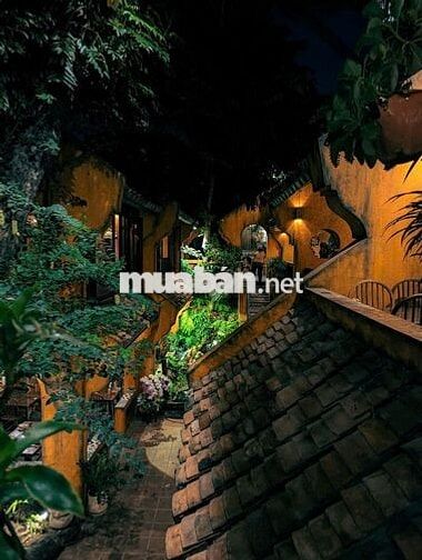 Tin đăng mới hot - Sân vườn Phú Nhuận 350m2 chỉ vài chục triệu !!!!