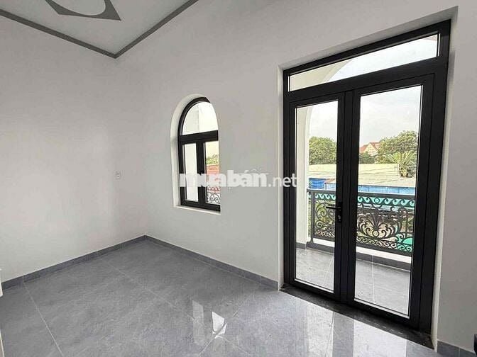 Bán nhà ngay chợ Tân Vạn . P.Biên Hoà , DTSD 140m . có Hoàn Công