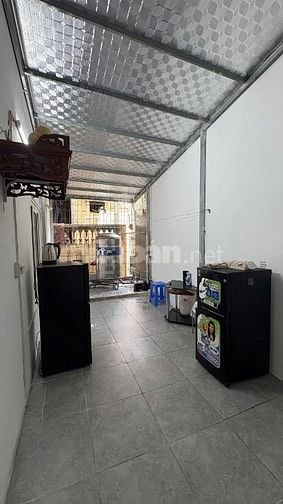 Cho thuê nhà nguyên căn 4 tầng, ngõ 36 Đê Trần Khát Chân, Vĩnh Tuy