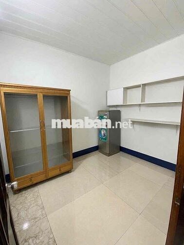 Nguyên căn hẻm lớn HTP gần KCX tân thuận