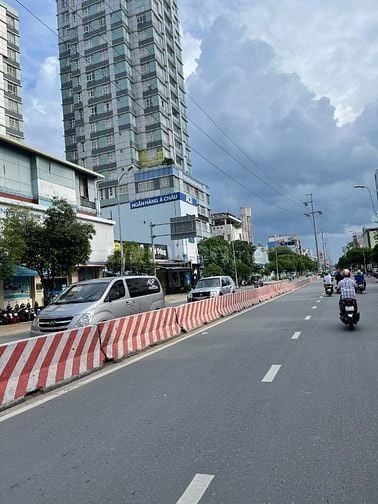 2 MẶT TIỀN NGAY NGÃ 4 LẠC LONG QUÂN - ÂU CƠ P5 QUẬN 11.
