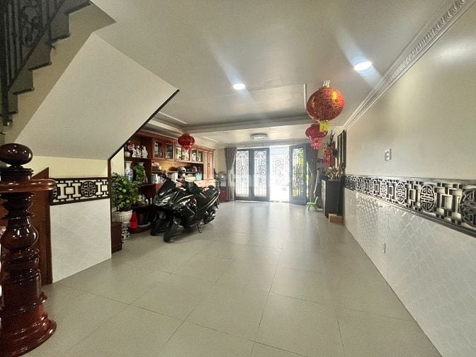 Nhà phố compound Trần Não, Quận 2, DT 5m x 18m, nhà 5 tầng, giá 28 tỷ