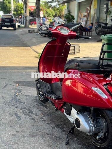 Vespa Sprint Đỏ kendy ( hỗ trợ trả gop no xau )