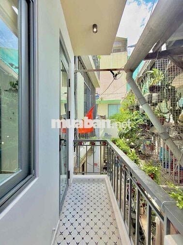 nhà mới mini dọn vào ở ngay (3,2x5 m2)
