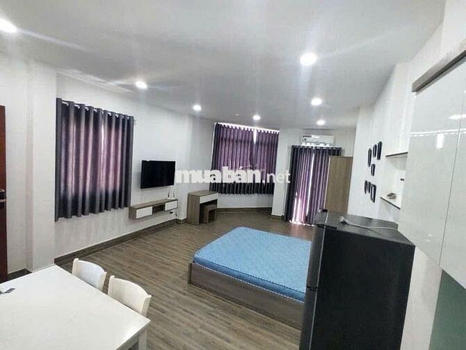 CHÍNH CHỦ CHO THUÊ STUDIO BAN CÔNG 30m2 GẦN CHUNG CƯ BOTANIC