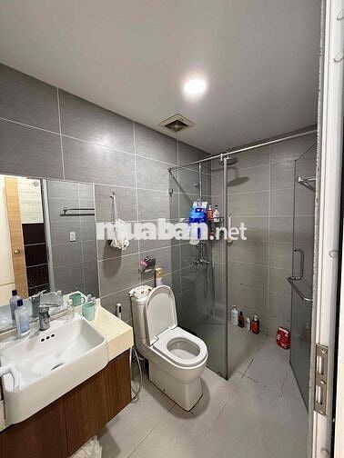 Pass gấp 15tr/ tháng giảm 3-4tr tháng đầu