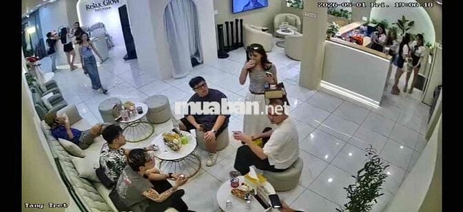Tuyển nhân viên barbershop Q1
