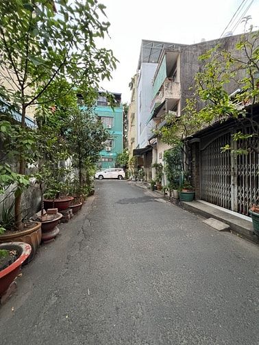 Hiếm - 6,5 tỷ sở hữu nhà 4 tầng + hẻm xe hơi lưu thông - Khu biệt thự