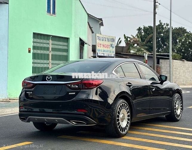 Mazda 6 2018 2.5 Premium Đen 80000 km