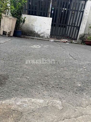 4x16, hẻm xe hơi thông Mã Lò vào, giáp Lê Văn quới