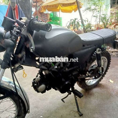 Honda Custom màu Đen