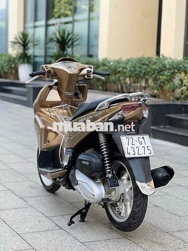 Honda Air Blade 2017 Siêu Nhân Vàng đồng