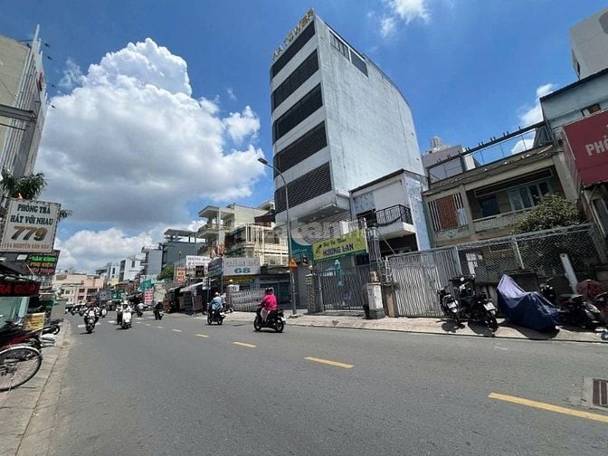 CHO THUÊ TÒA NHÀ GÓC 2 MẶT TIỀN NGUYỄN VĂN ĐẬU BÌNH THẠNH, HẦM 7 TẦNG