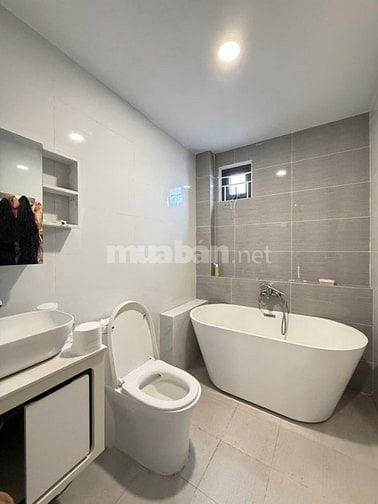 💥💥💥 QUẬN 10: LÝ THƯỜNG KIỆT - 41 M2 - BTCT 3 TẦNG - HXH ĐỖ CỬA 2 MẶ