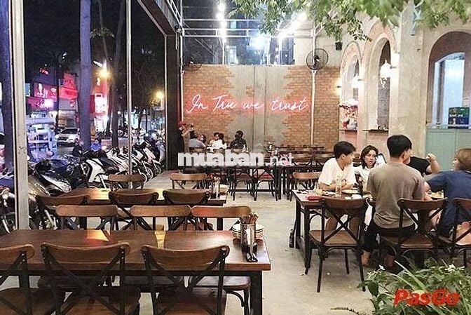 CHO THUÊ NHÀ HÀNG MẶT TIỀN 15M2 TRUNG TÂM QUẬN 3