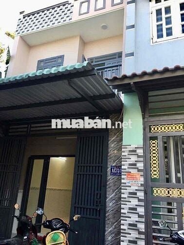 cho thuê nhà mới tinh gần ngã tư 1a giao võ văn vân có lầu 2p ngủ